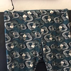 Lula roe OS leggings Disney